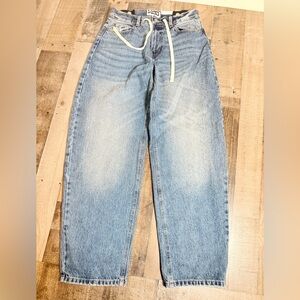 KBB by Kahlana Barrel Leg Jeans NWT Size 4 Mid Rise Baggy Denim Y2K Trend